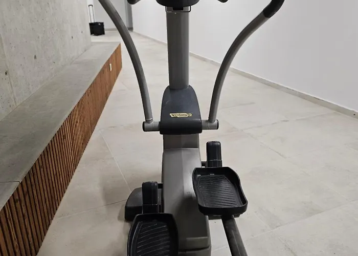 J.m. דירה